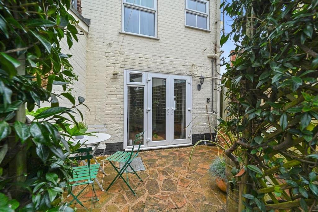 St John's Corner Cottage, Bury St. Edmunds